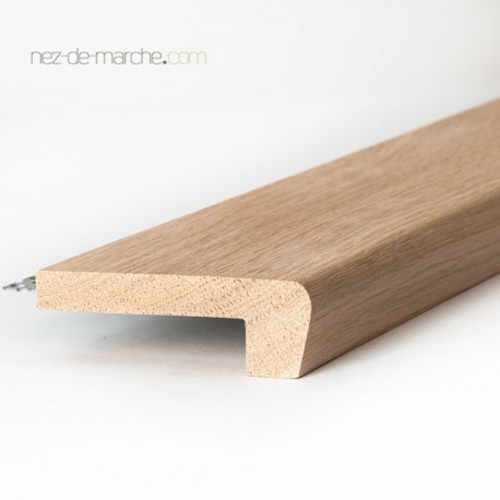 nez-de-marche-en-ch-ne-pour-finition-et-d-coration-d-escalier